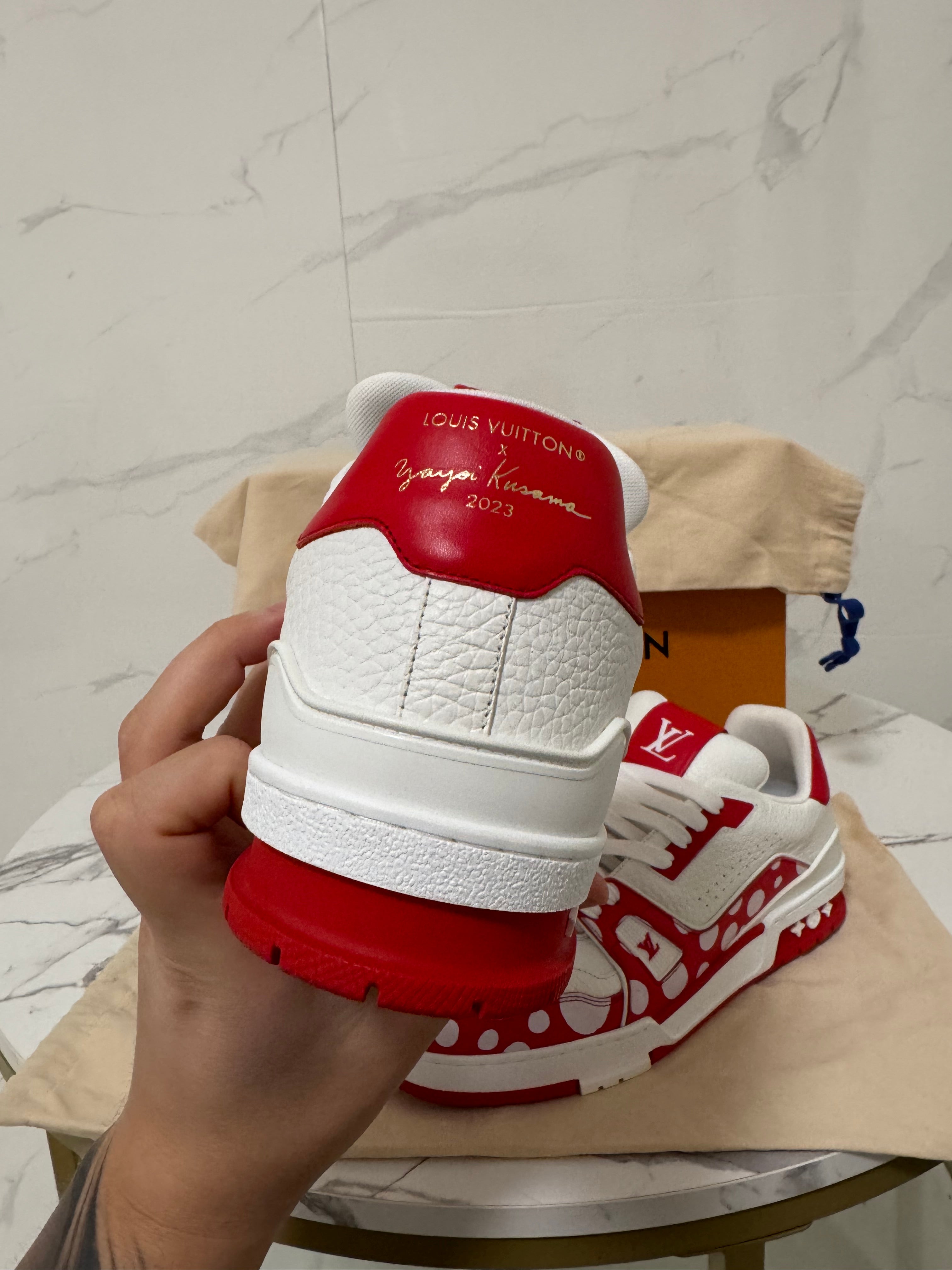 Louis vuitton trainer Yayoi kusama